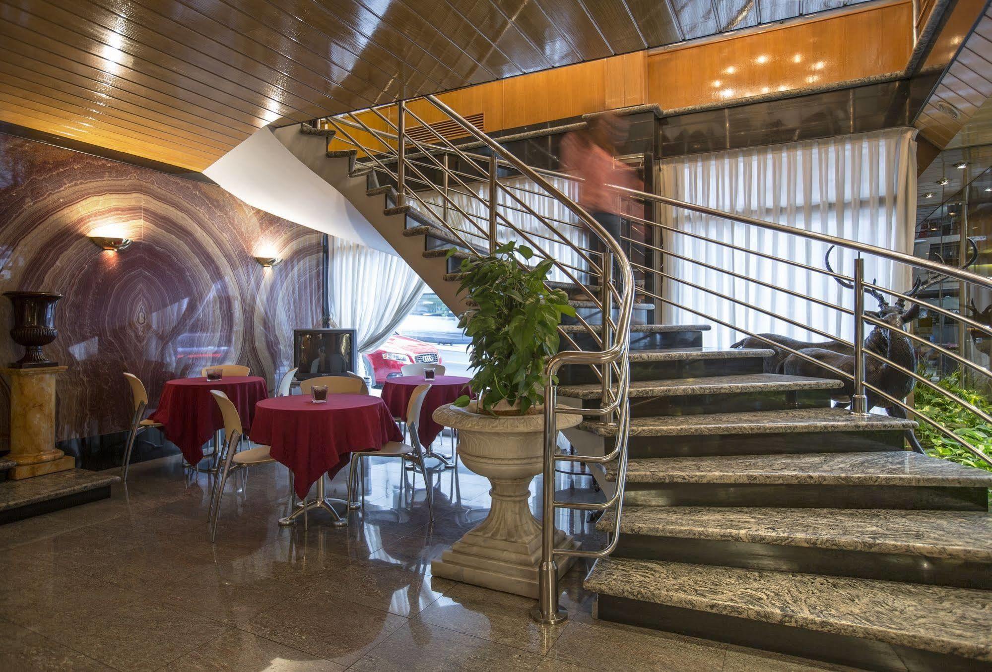 Yomo Imperial Hotel Sant Julia de Loria Exterior photo